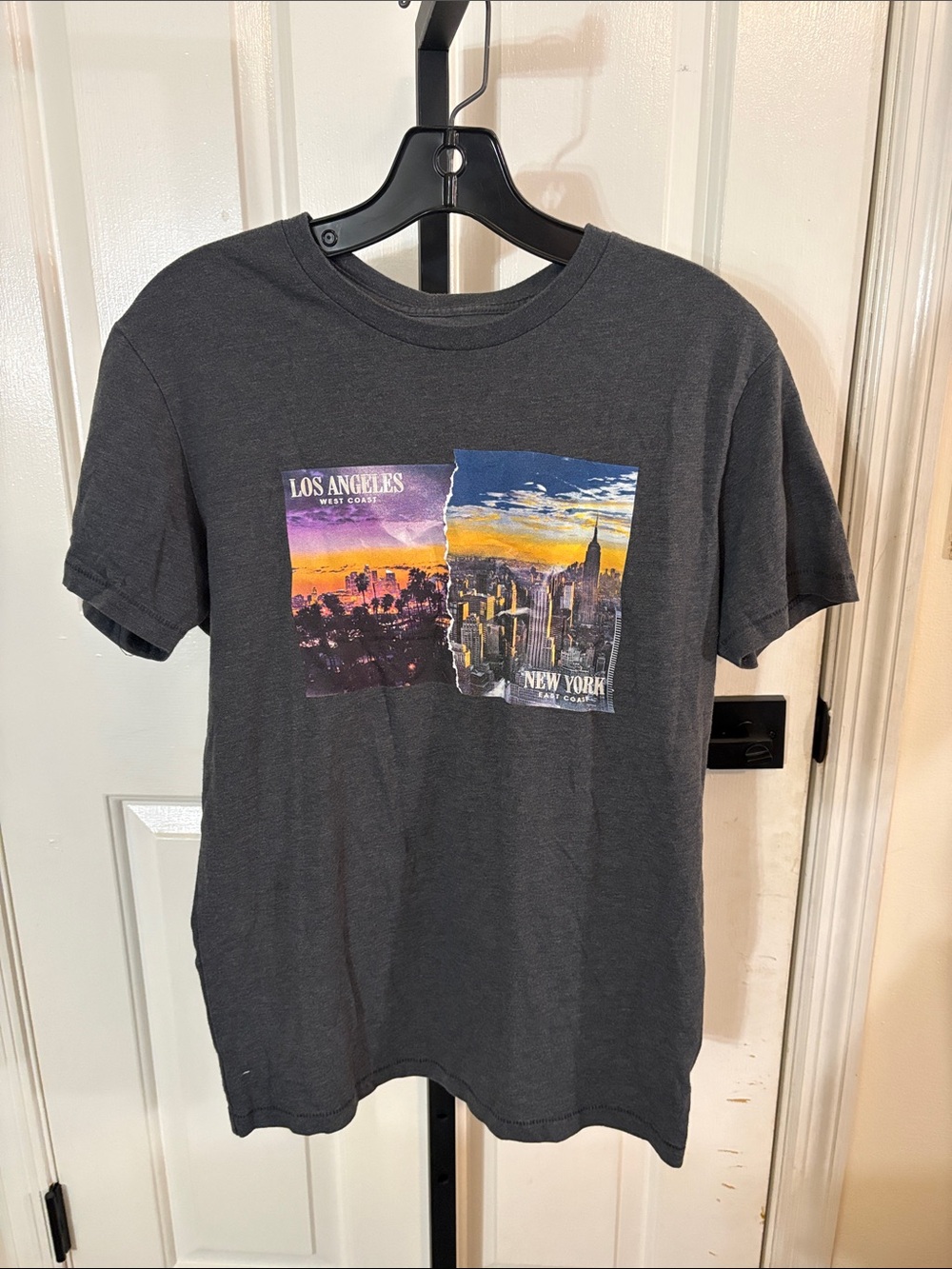 Aeropostale Charcoal Short-Sleeve Tee with Los Angeles & New York Panels